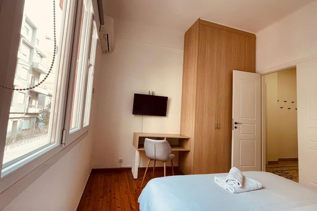 Apartment Daisy 15 Min To Acropolis Athens